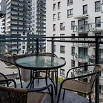 Shipyard Gdansk Apartment - Free Private Parking